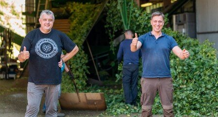 Geschäftsführer ATx-engineering und Hof Dick Auf diesem Foto sehen Sie die Geschäftsführer von ATx-engineering und dem Hof Dick.